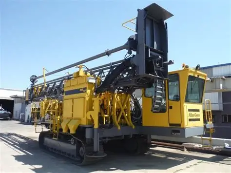 Kỹ thuật vận hành máy khoan xoay cầu